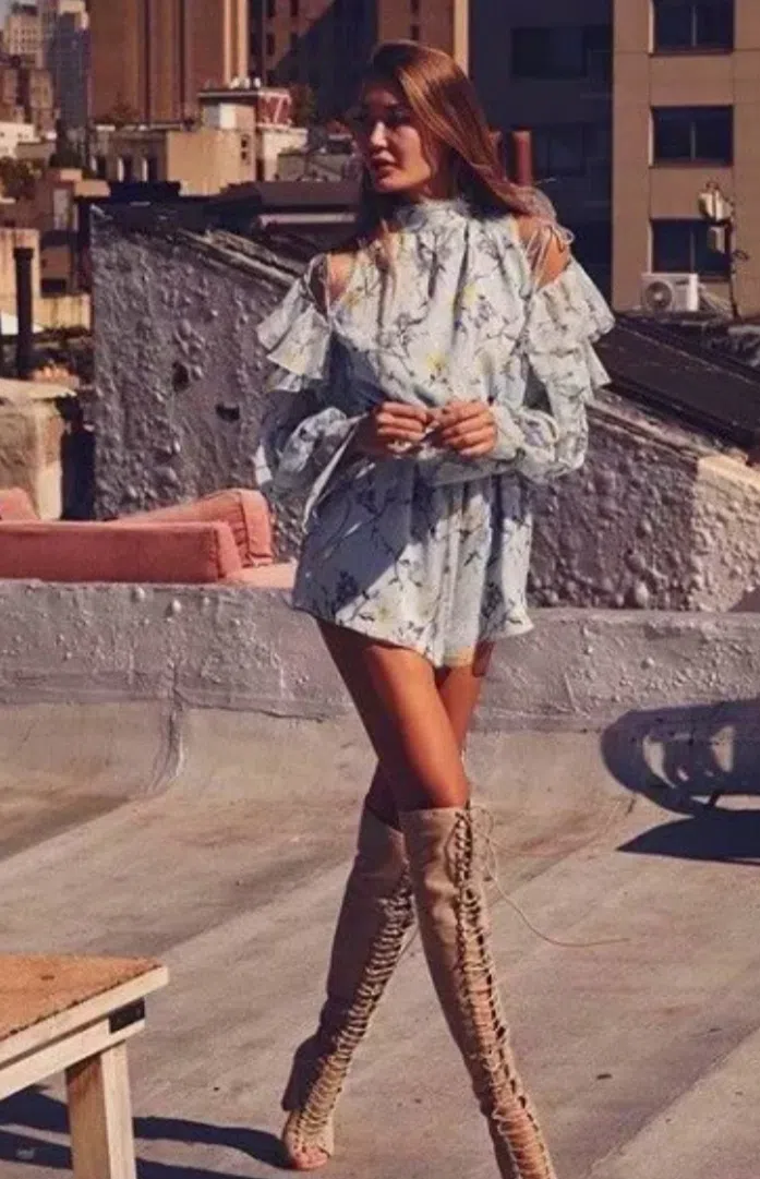 Elliatt Atlantic Playsuit Blue Floral Size XS / 6 - Image 5