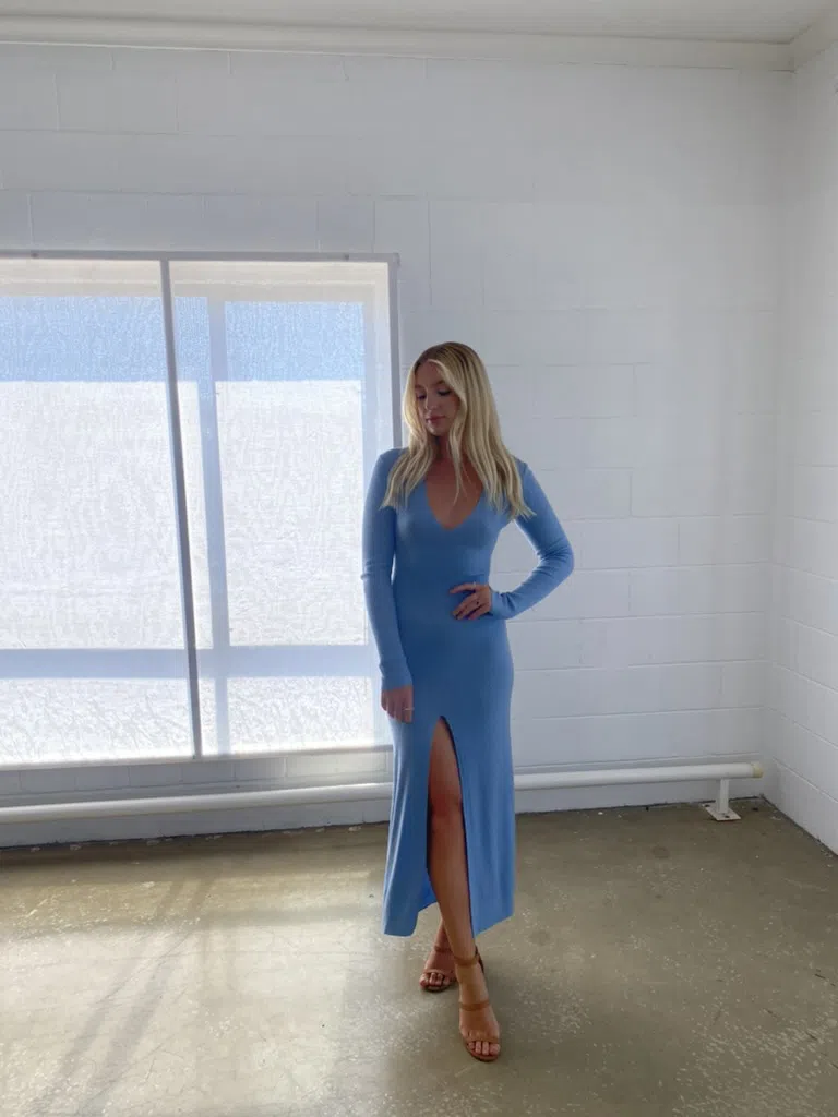 Bec & Bridge Freya Long Sleeve Knit Maxi Dress Sky Blue Size 6 - Image 7