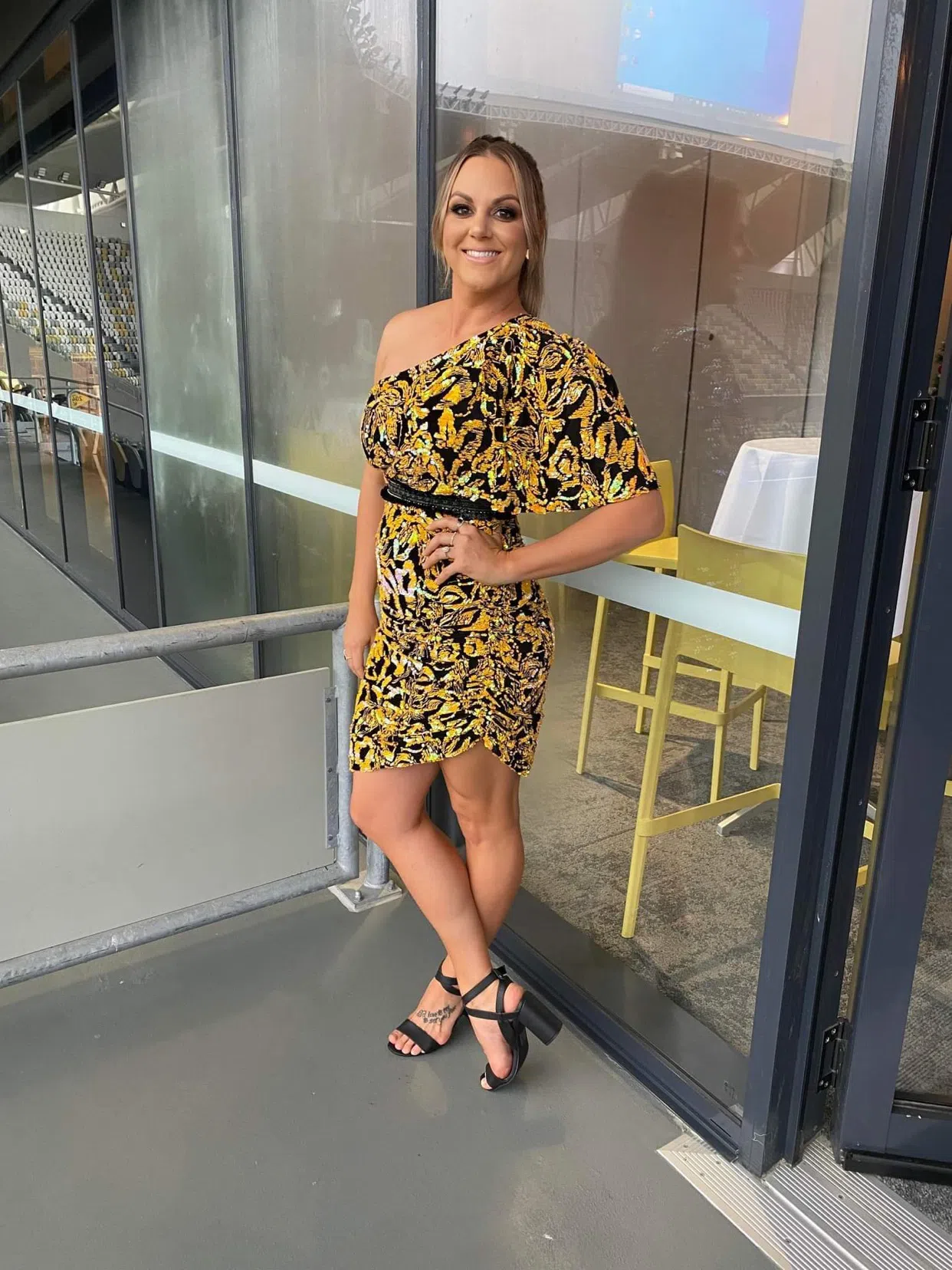 Eliya the Label Edena Dress Sequin Size L - Image 4