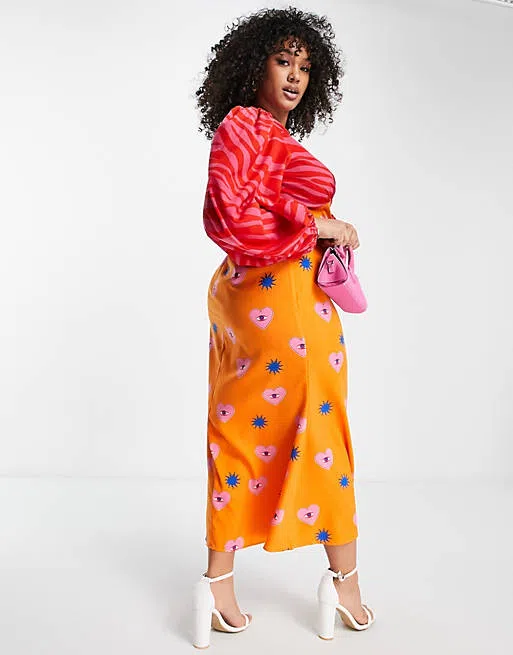 Never Fully Dressed Plus Balloon Sleeve Maxi Dress in Contrast Graphic Print  Size 20  - Image 2