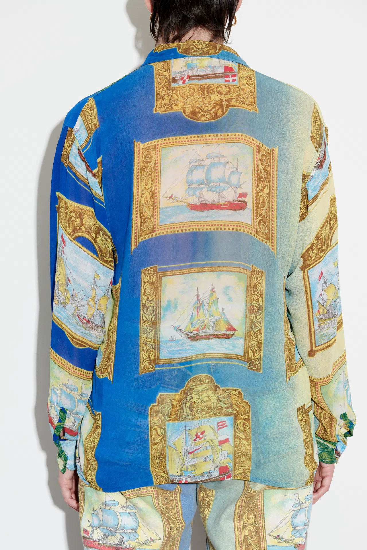 Versace Jeans Couture Ocean Print Shirt Size M / Au 10 - Image 2