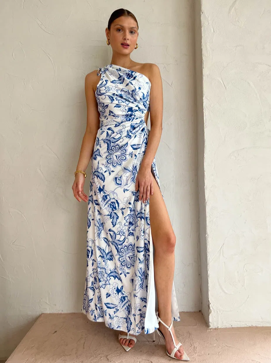 Sonya Maxi Dress in Blue Paisley Size  AU 14 - Image 1