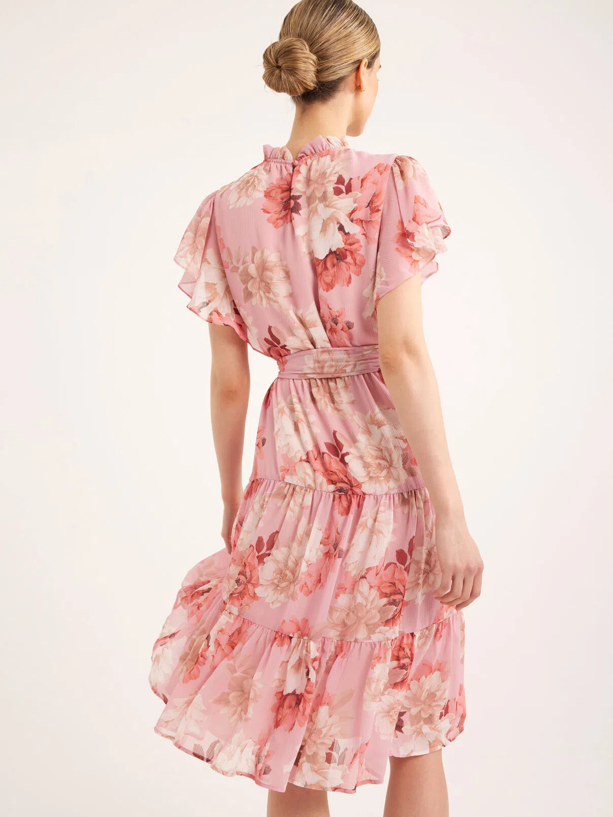 Review Sweet Peach Tea Midi Dress Apricot/Multi Size 16 - Image 2