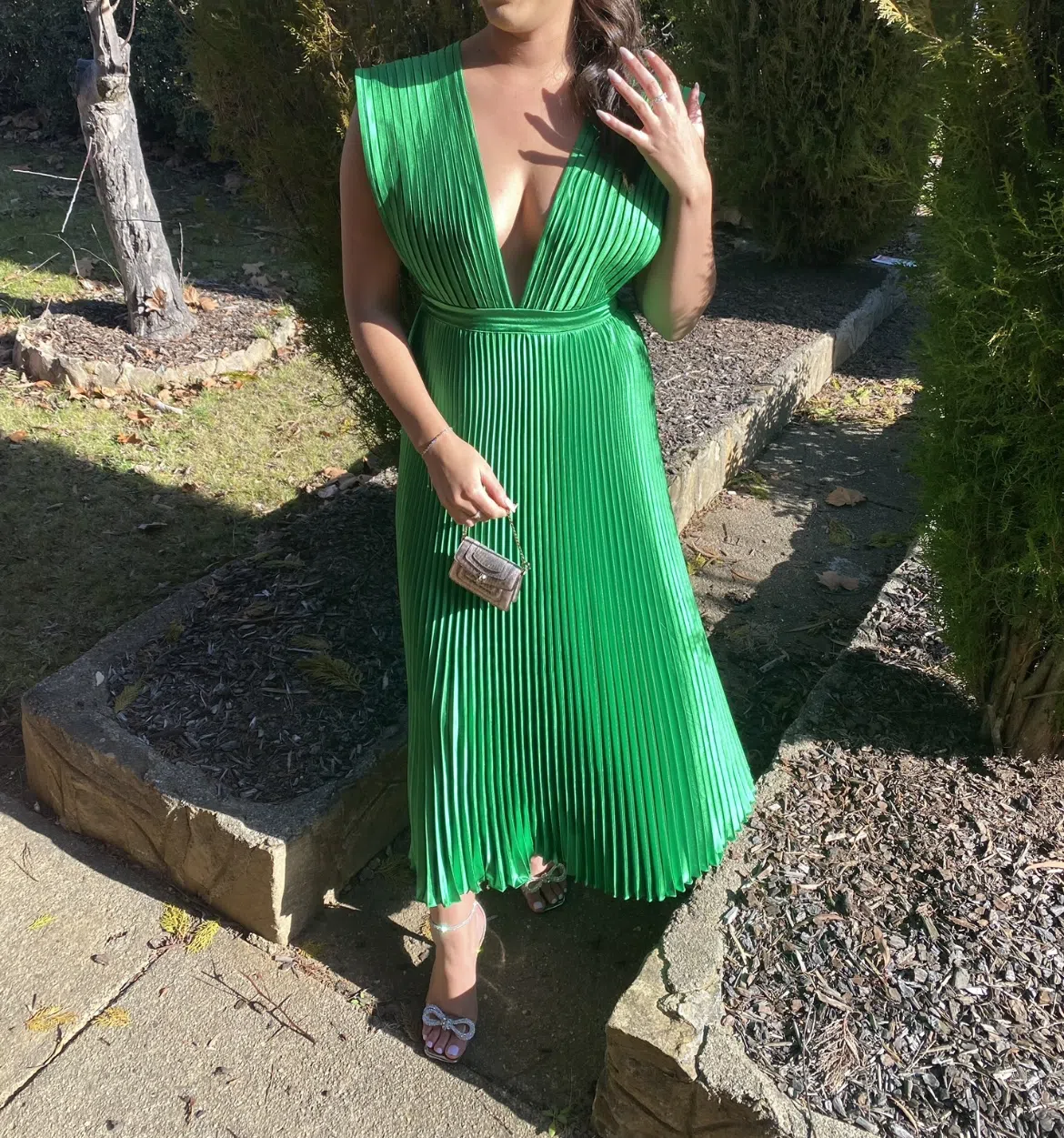 L’idee Gala Gown Bright Green Size 10 - Image 3