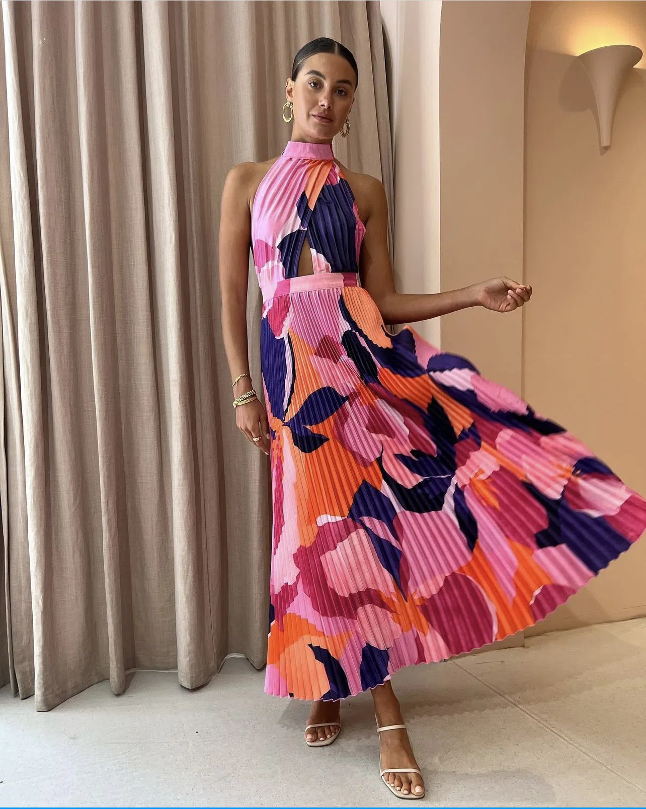 Lidee Renaissance Gown in Capri Print Pink Size 8 - Image 1