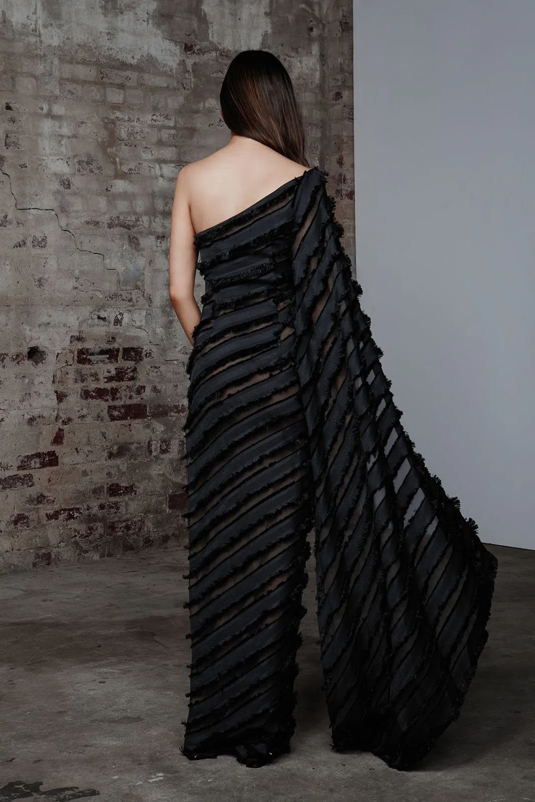 Lexi Bowery Gown Black Size 10 - Image 3