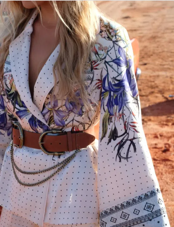 Camilla Shaped Yoke Pyjama Jacket "Kindred Skies" Multi Size Large / AU 14 - Image 4